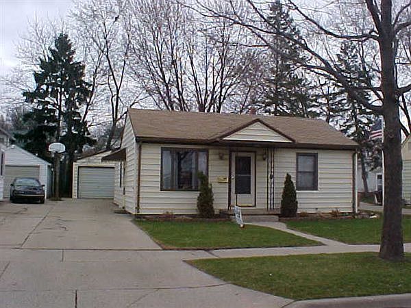 824 Stanley