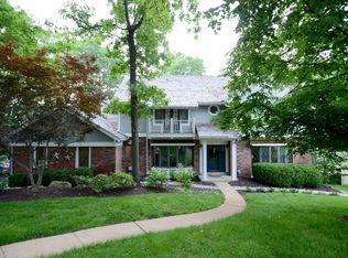 675 Shadowridge Dr, Ballwin, MO 63011