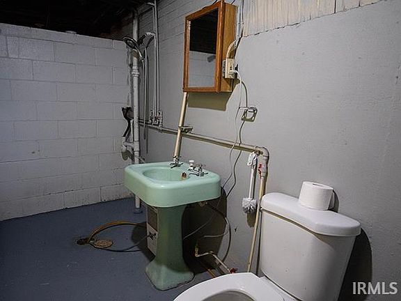 2nd image of 2154 Bayard Park Dr