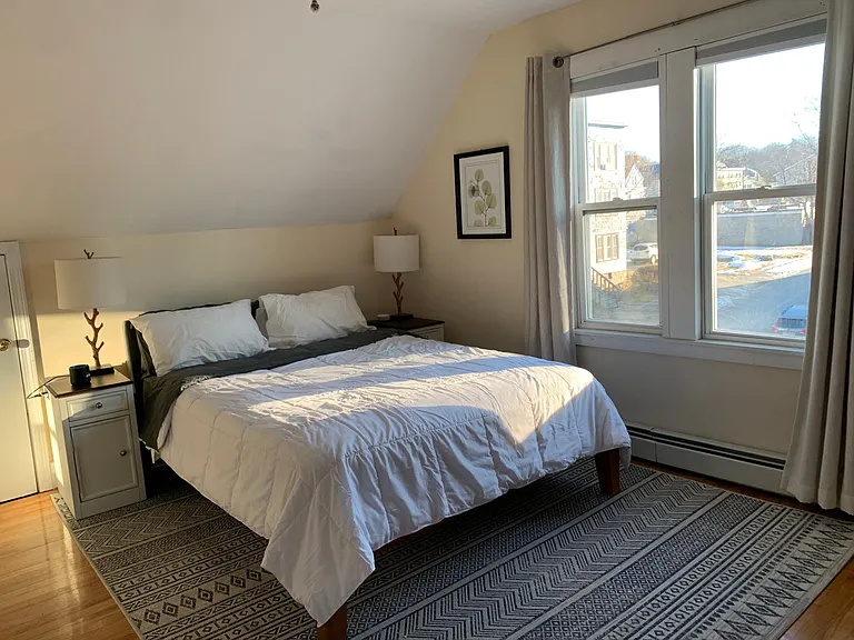 15 Vinton St #3 — Photo 4