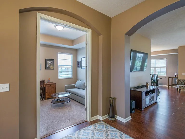 6805 Kinsale Ln — Photo 4