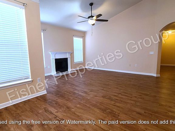 5th image of 18104 Villa Creek Dr