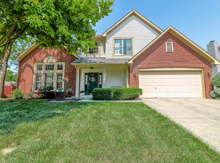 10784 Thistle Rdg, Fishers, IN 46038