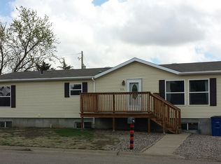 527 W M St, Ogallala, NE 69153