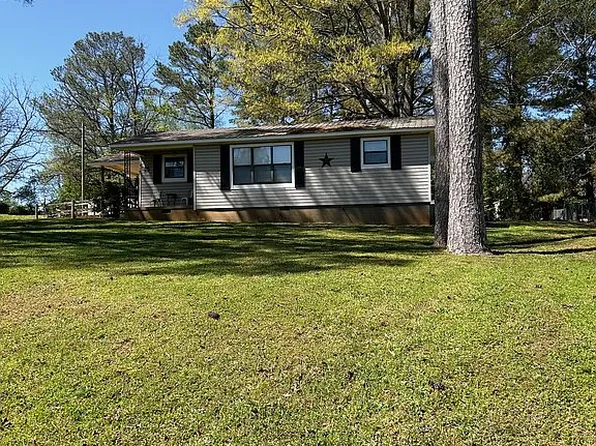 126 McFoilton Ln, Scottsboro, AL 35768