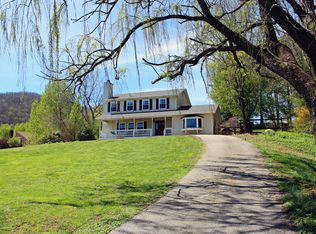 77 Driftwood Ln, Mills River, NC 28759