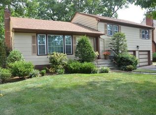 619 Riverside Dr, Hillside, NJ 07205