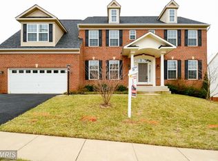5361 Macdonald Rd, Woodbridge, VA 22193