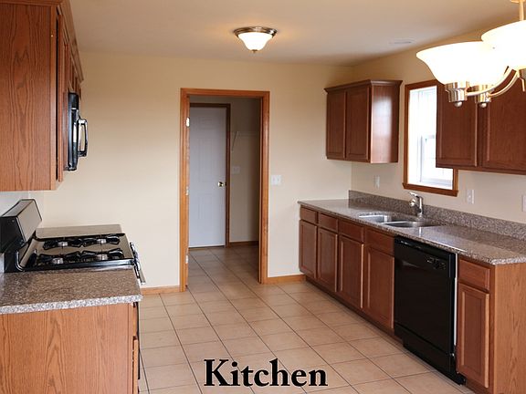 4th image of 7116 Salzbrenner Ln