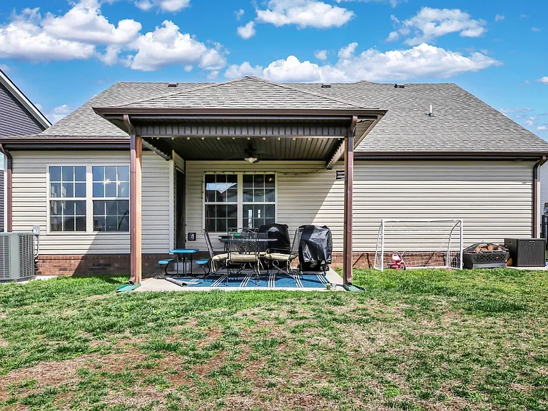 516 Castle Pinckney Ln — Photo 22