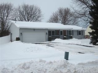 10 Klafehn Dr, Hilton, NY 14468