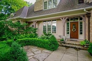 2nd image of 3024 Stoney Bridge Ln