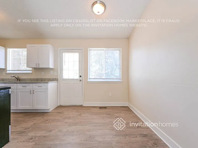 19074 E Mansfield Dr — Photo 6