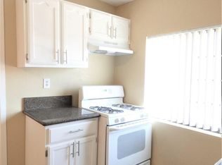 1152 Hoffman Ave #1, Long Beach, CA 90813