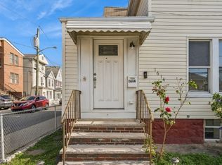1614 52nd St, North Bergen, NJ 07047