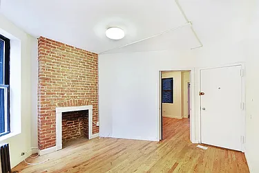 424 Amsterdam Avenue, #3N
