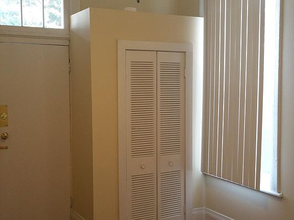 4th image of 12 E Main St APT 5