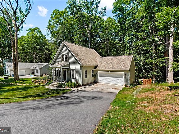 4th image of 1504 Candlewood St