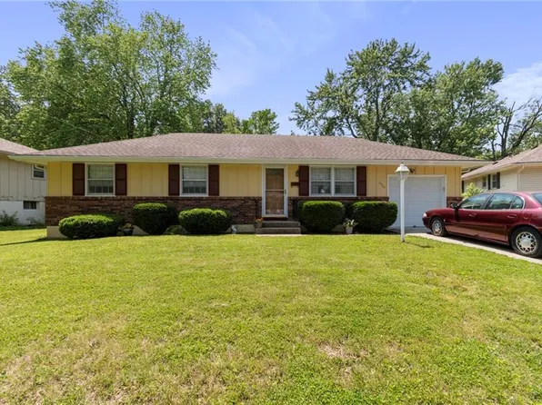 15717 E 40th Ter S, Independence, MO 64055