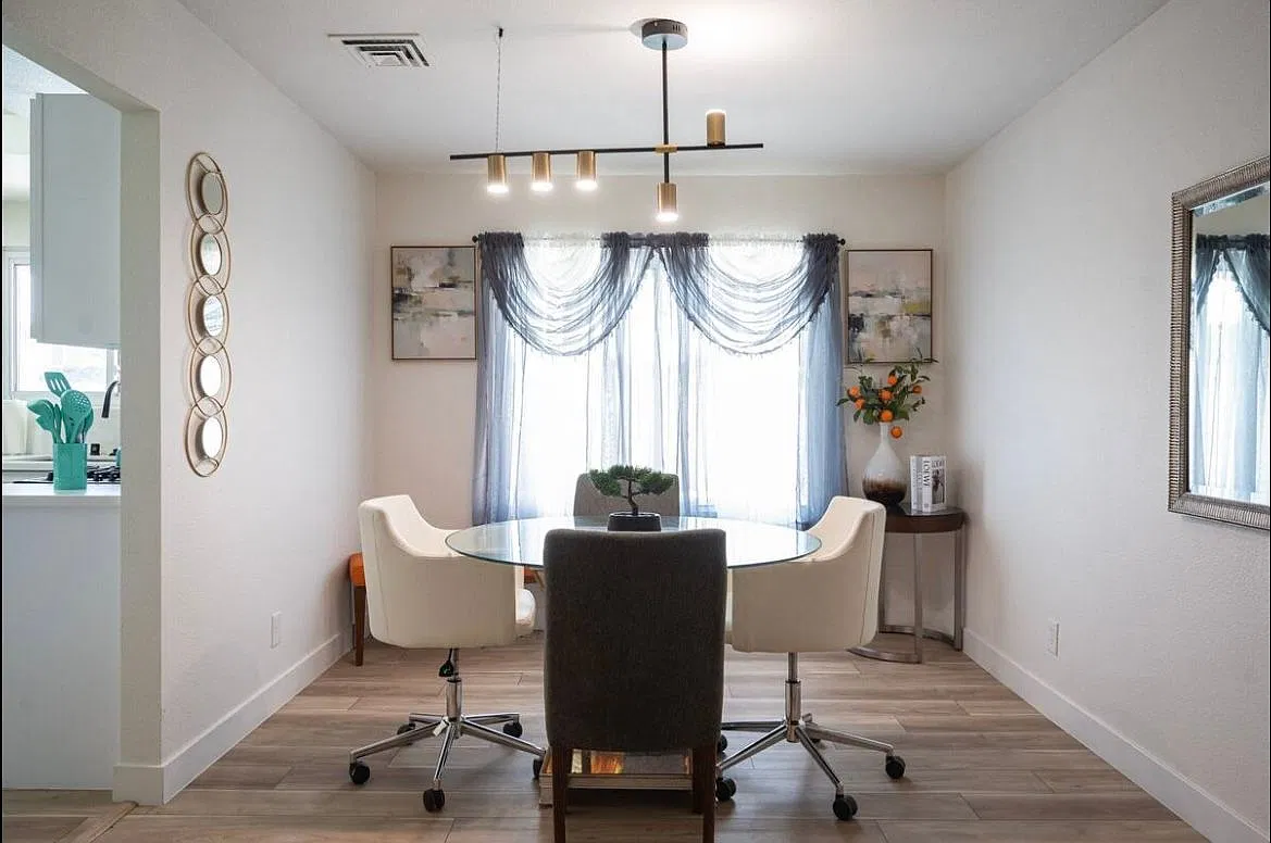 4 bed, 2.0 bath, 1913 sqft, $2,500 — Photo 3