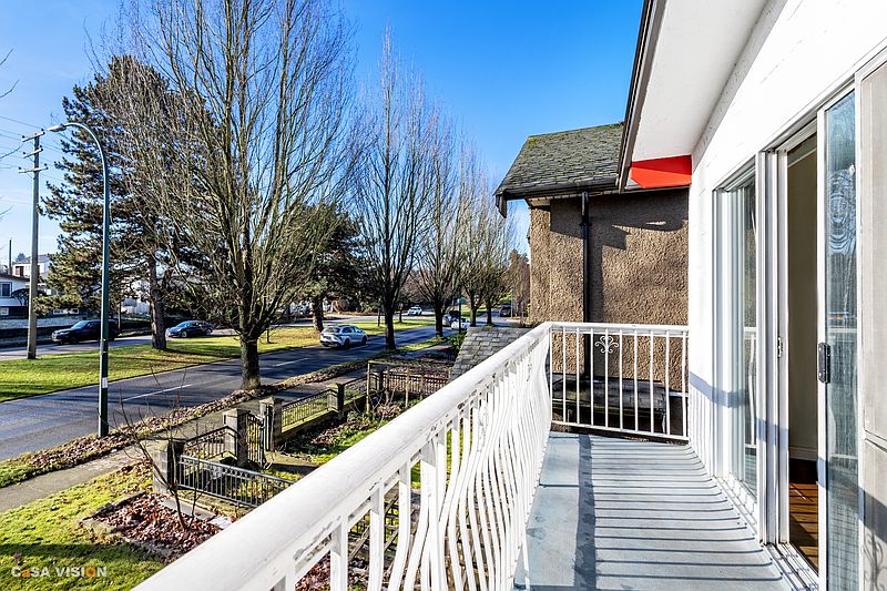 Vancouver House for rent - 3 Bedrooms — photo 23