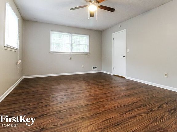 5th image of 188 Prince Anthony Dr