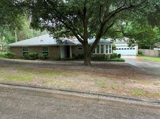 2417 Pinecrest Dr, Nacogdoches, TX 75965
