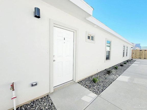 3rd image of 1312 Petri Dr APT 3