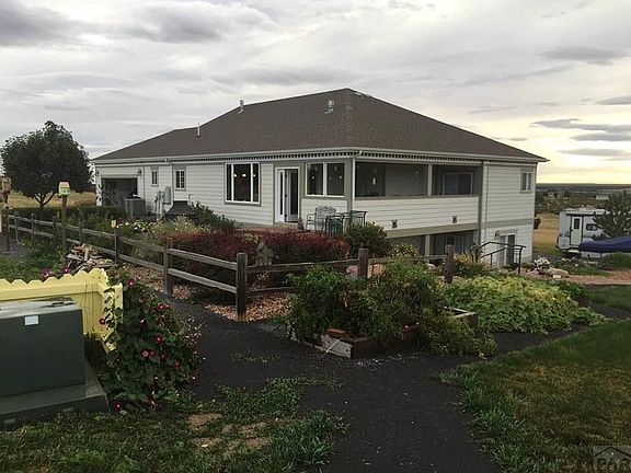 3rd image of 4466 Mustang Dr