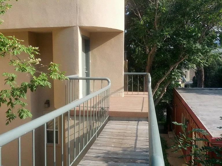 701 Pearl St #5 — Photo 10