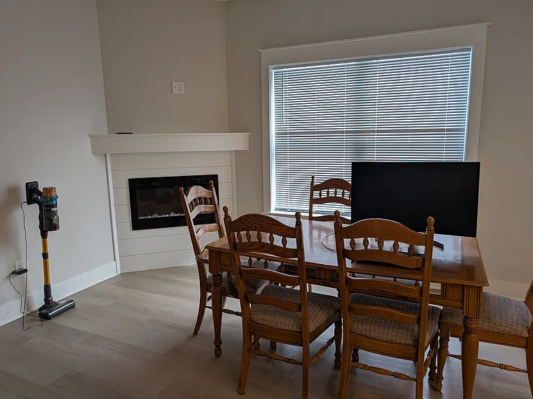 2102 Sherwood Ave #2102 — Photo 3