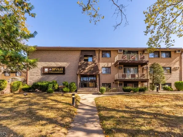 749 N Broad St #201, Elizabeth City, NJ 07208