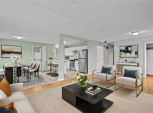 111 Raphael Ave, Providence, RI 02904