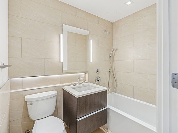 5th image of 33 Caton Pl APT 6A
