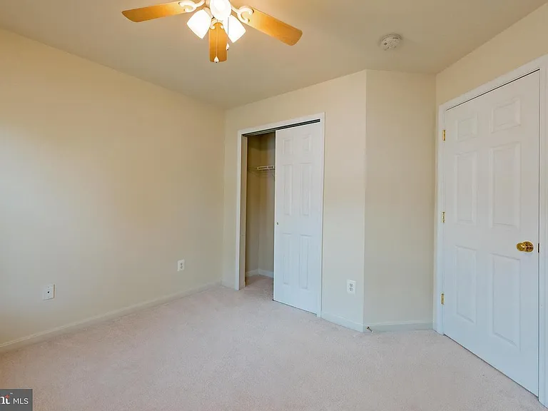 3385 Beechcliff Dr — Photo 24