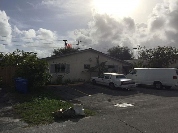 3rd image of 60 NE 36th Ct