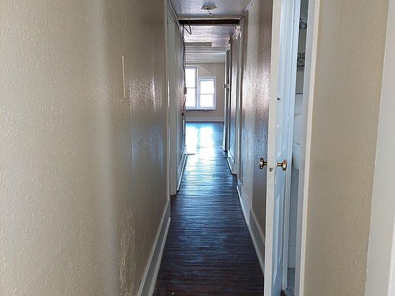 3rd image of 1343 Vine St #2