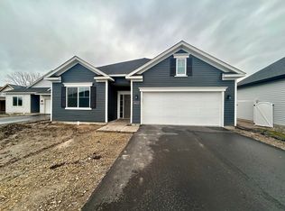 16221 Finale Ave N, Hugo, MN 55038