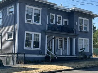 708 S 8th St #A, Tacoma, WA 98405