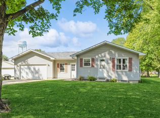 203 5th St, Sully, IA 50251