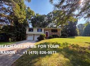 1347 Fairfield Dr SW, Lilburn, GA 30047