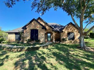 4017 E Oakview Cir, Alvarado, TX 76009