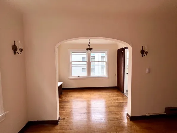 427 Bellevue Ave E APT 308, Seattle, WA 98102