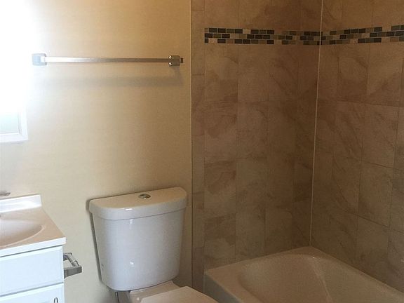 2CA1ED2B-2DA5-4A27-9E08-3F83ACC95CA7