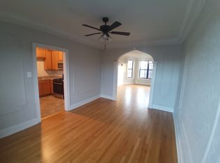 129 N Austin Blvd #202, Chicago, IL 60644