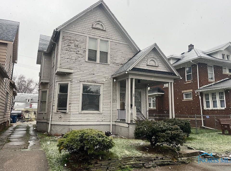 1st image of 40 Garfield Pl