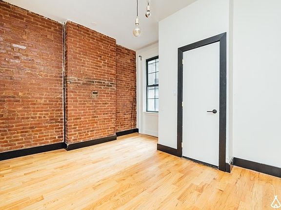 5th image of 14 Irving Ave #2B