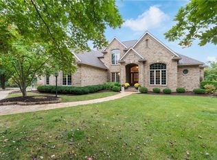 4813 Nobles Pond Dr NW, Canton, OH