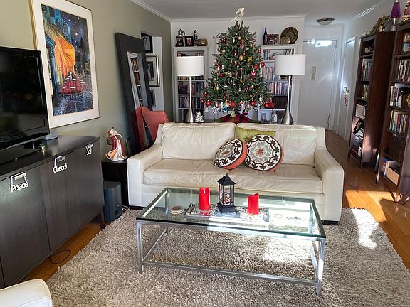 5th image of 400 Central Park W APT 8M