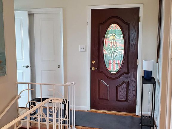 3rd image of 2370 E Blaine Ave